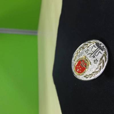 純銀紀(jì)念章定制 企業(yè)禮品的精致之選與形象升級之道